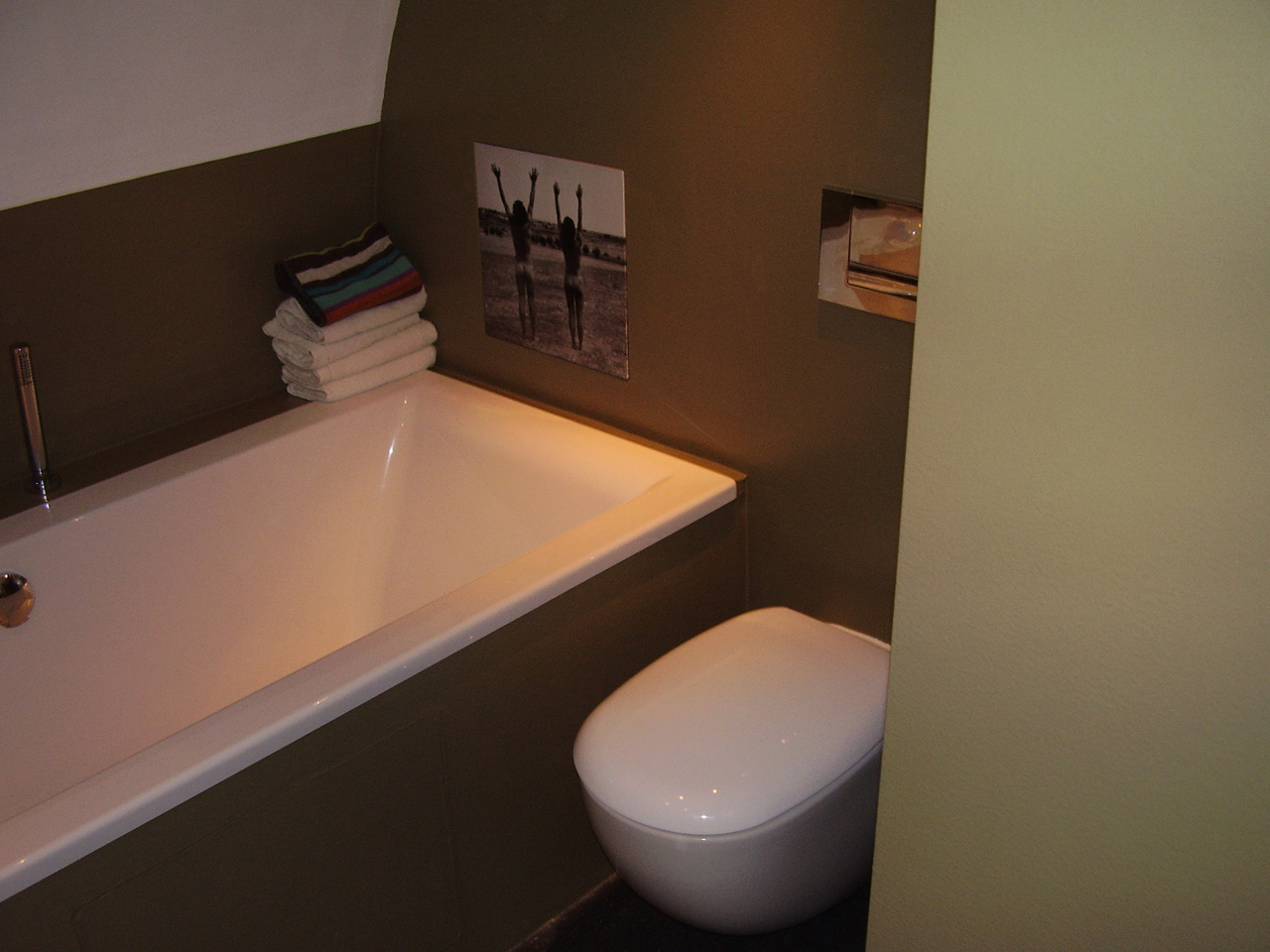 Badkamer in werfkelder aan de leidsekade